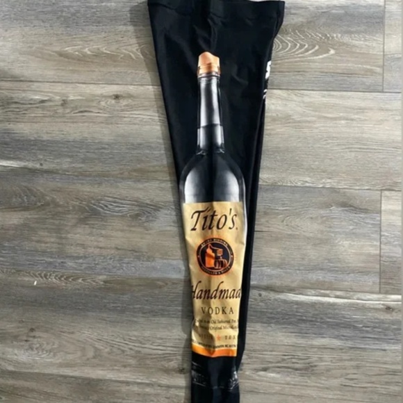 Tito’s Vodka Leggings - Picture 4 of 4